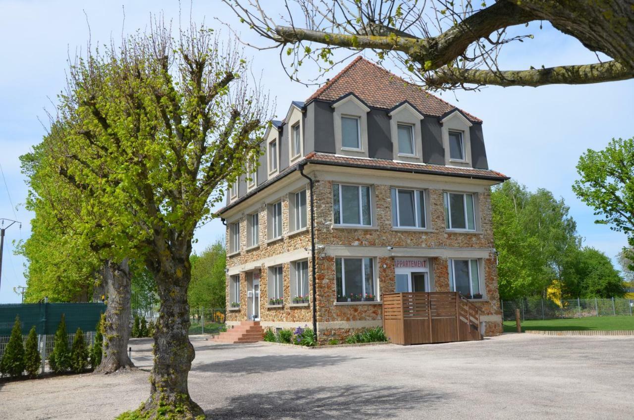Country House Reem Pommeuse Bagian luar foto