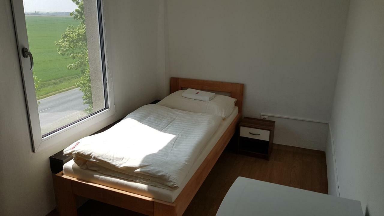 Country House Reem Pommeuse Bagian luar foto