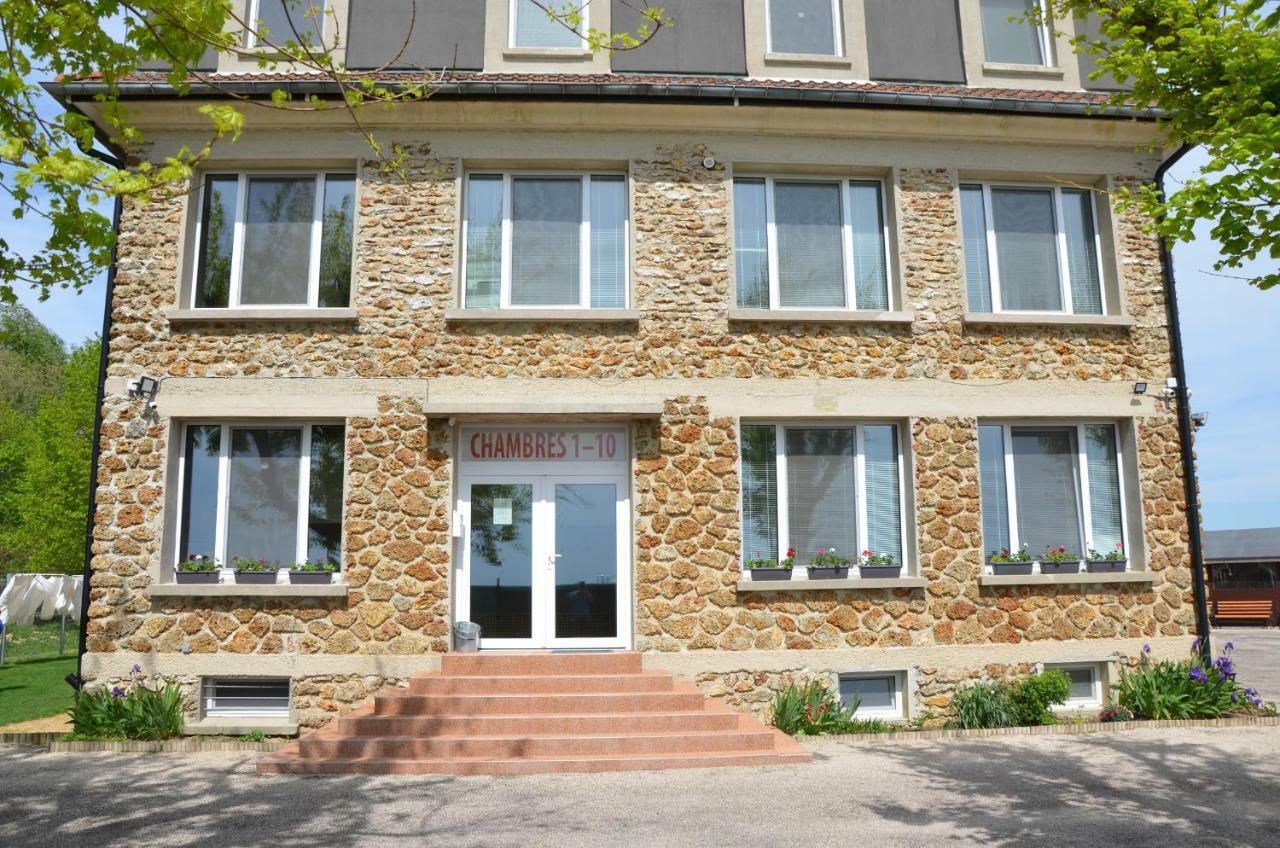 Country House Reem Pommeuse Bagian luar foto