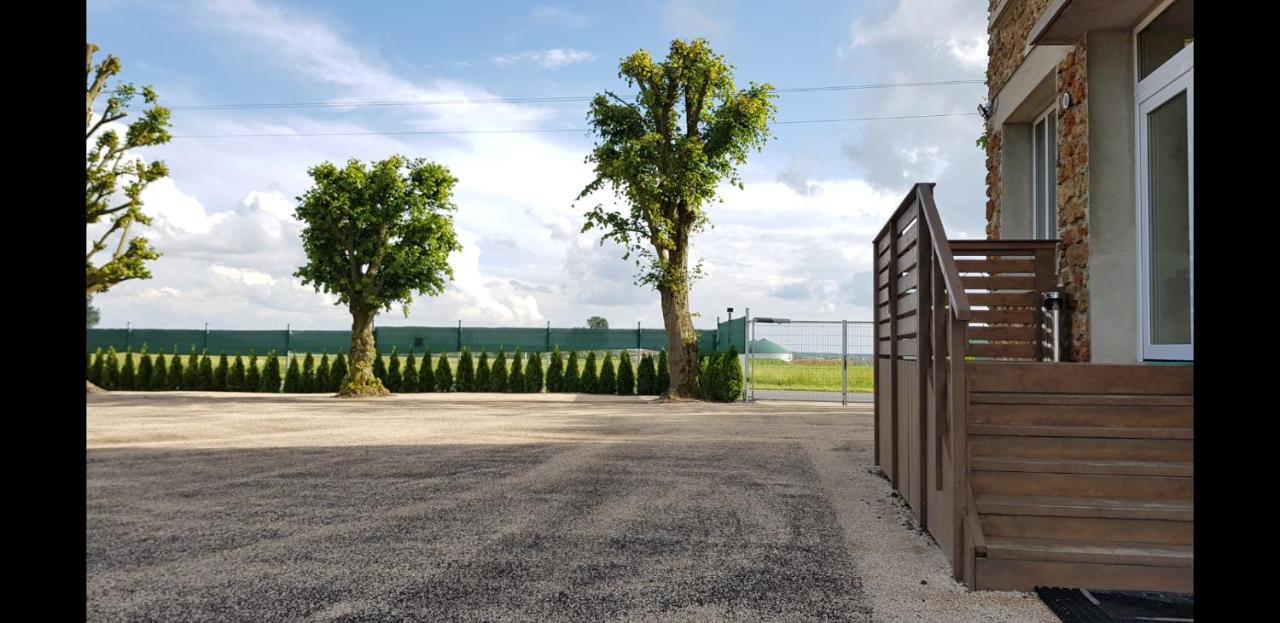 Country House Reem Pommeuse Bagian luar foto